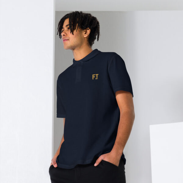 Minimalist Polo - Image 4