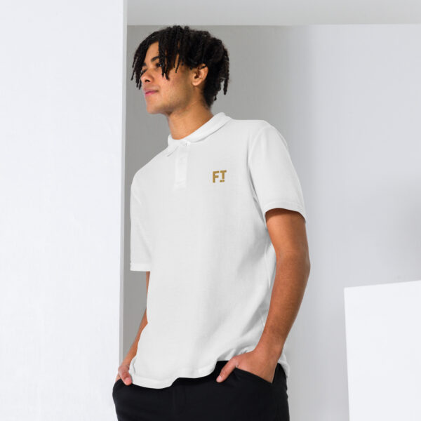 Minimalist Polo - Image 7